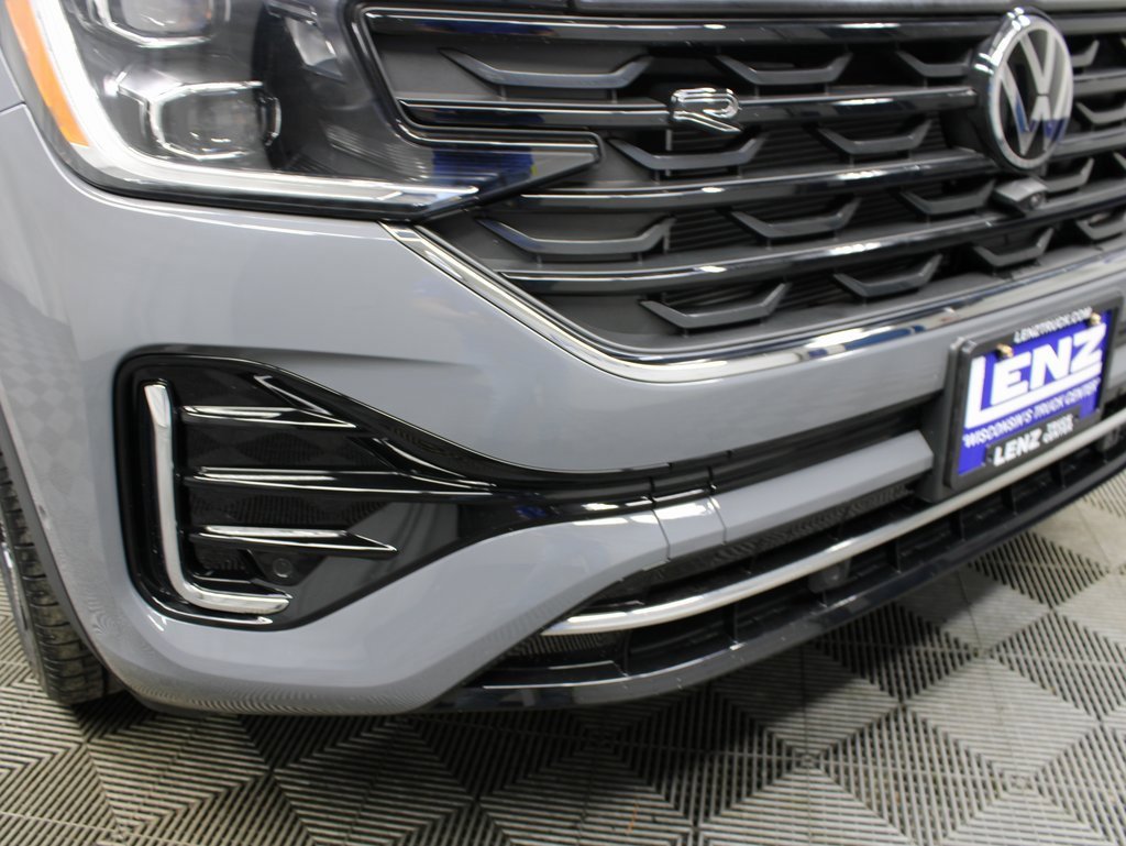 Used 2024 Volkswagen Atlas Cross Sport SEL Premium R-Line image 47