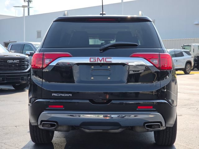 Used 2017 GMC Acadia Denali w/ Technology Package FWD image 17