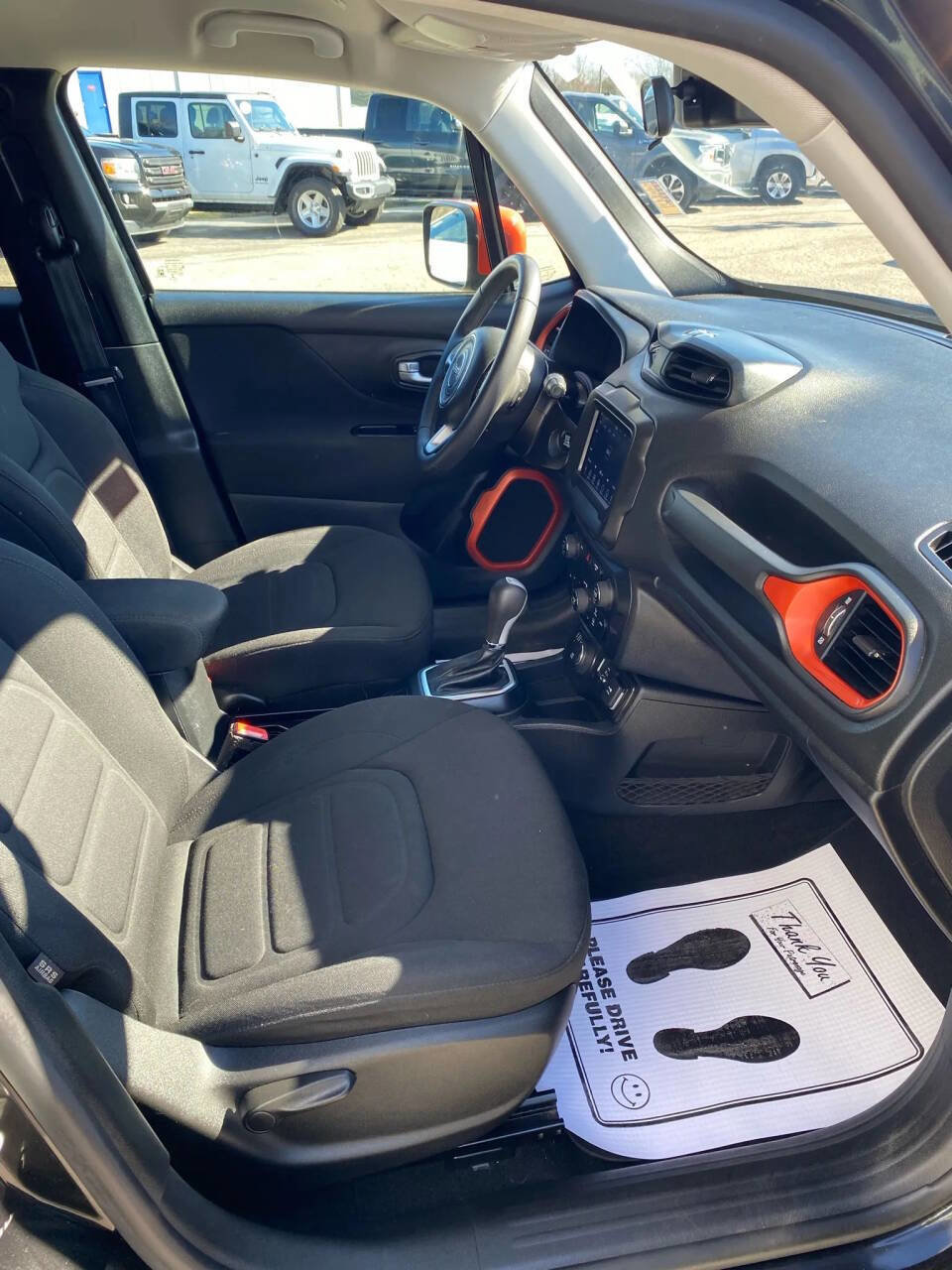 Used 2020 Jeep Renegade Latitude image 26