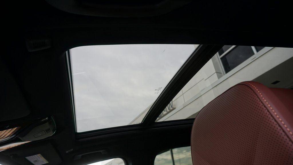 New 2026 BMW X5 xDrive50e AWD/4WD image 17