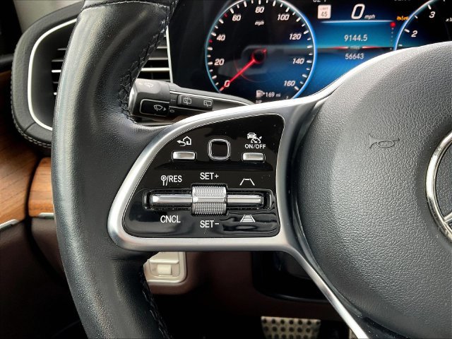 Used 2023 Mercedes-Benz GLS 450 4MATIC image 13