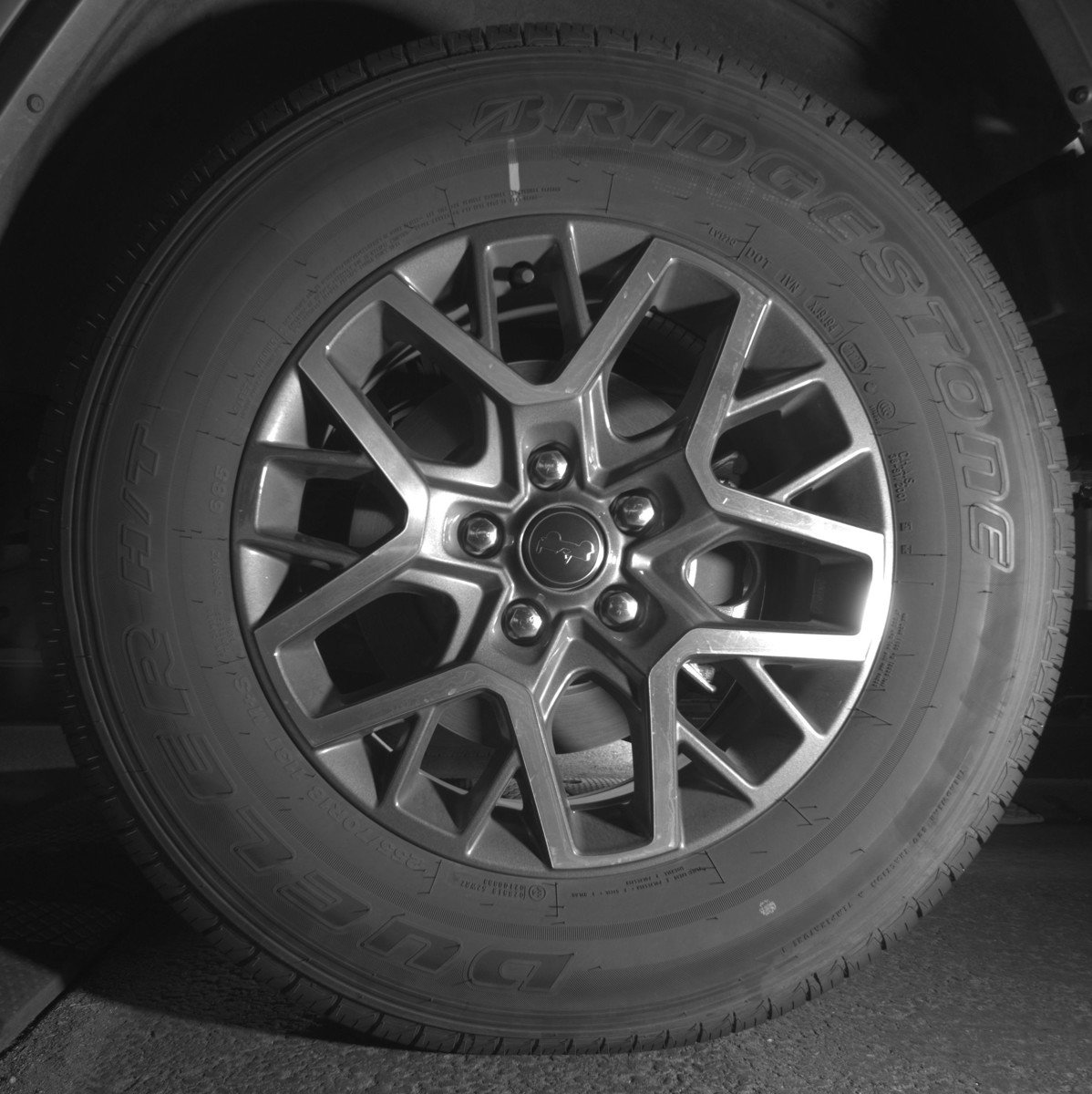 Used 2025 Jeep Wrangler Sahara AWD/4WD image 14