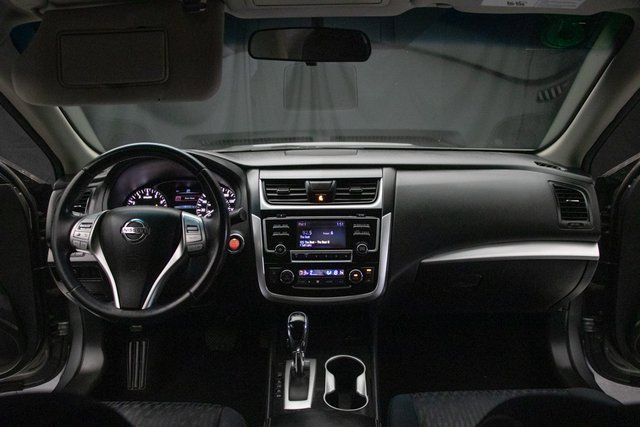 Used 2018 Nissan Altima 2.5 SV image 21