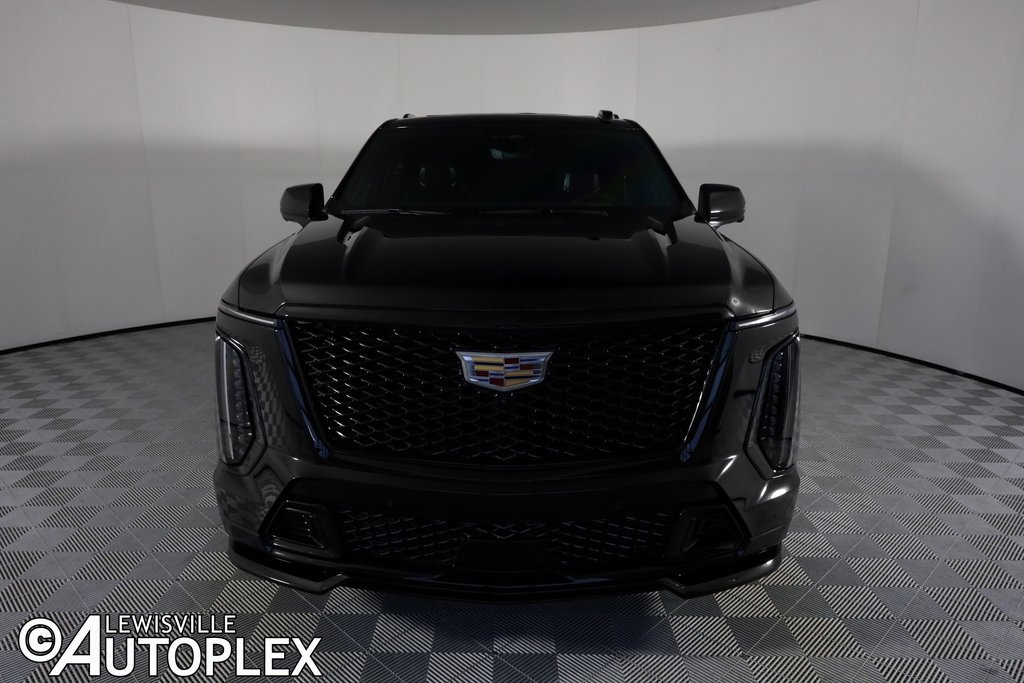 Used 2025 Cadillac Escalade V image 2