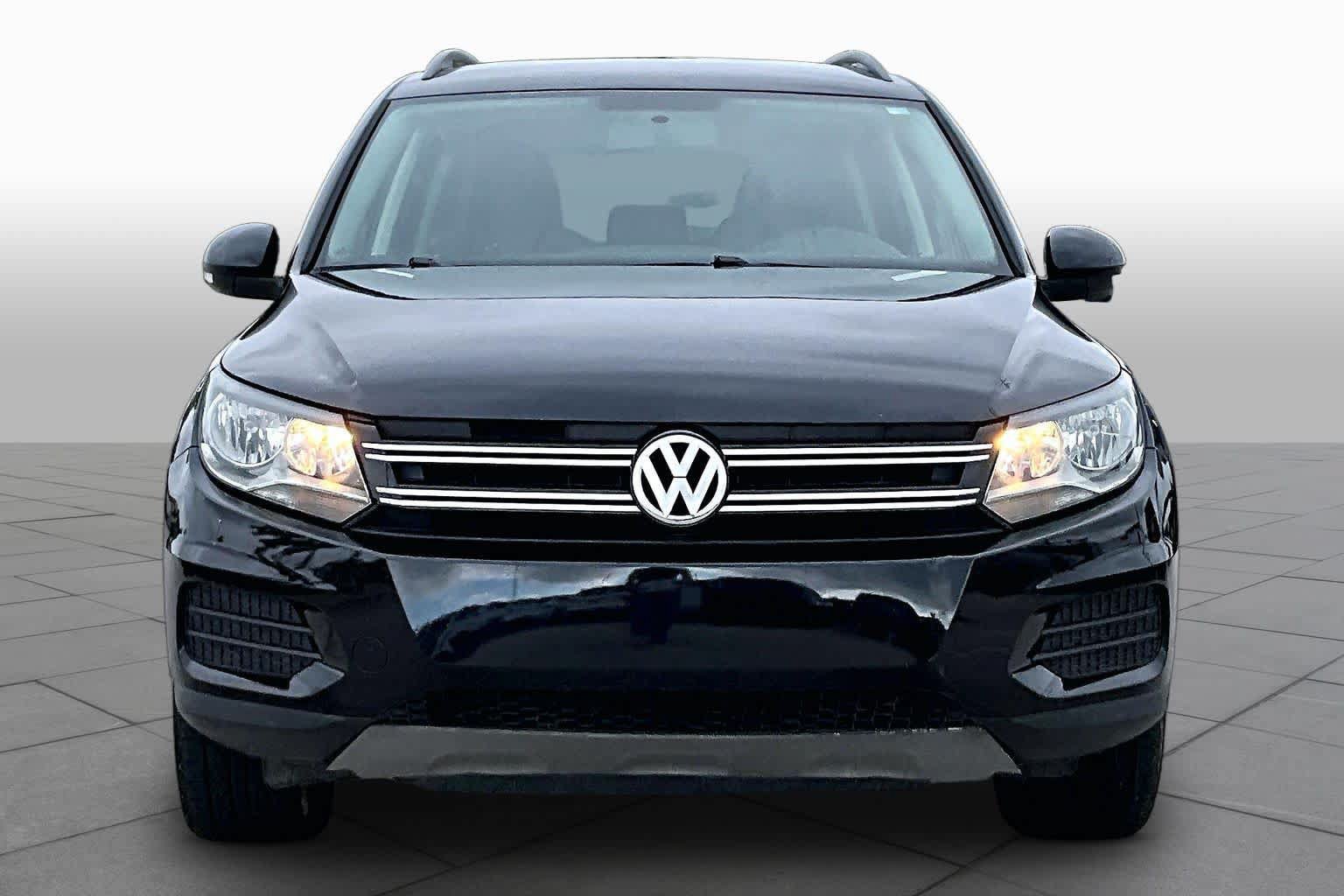 Used 2017 Volkswagen Tiguan Limited FWD image 4