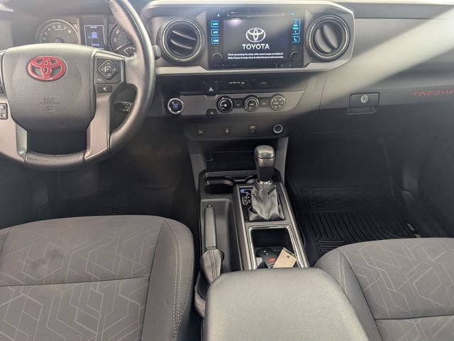 Used 2017 Toyota Tacoma TRD Sport w/ Tow Package RWD image 23