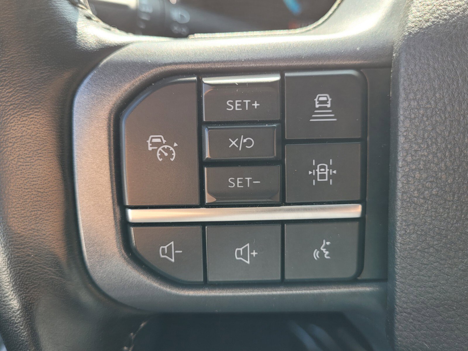 Used 2023 Ford F350 Lariat w/ Lariat Ultimate Package image 30