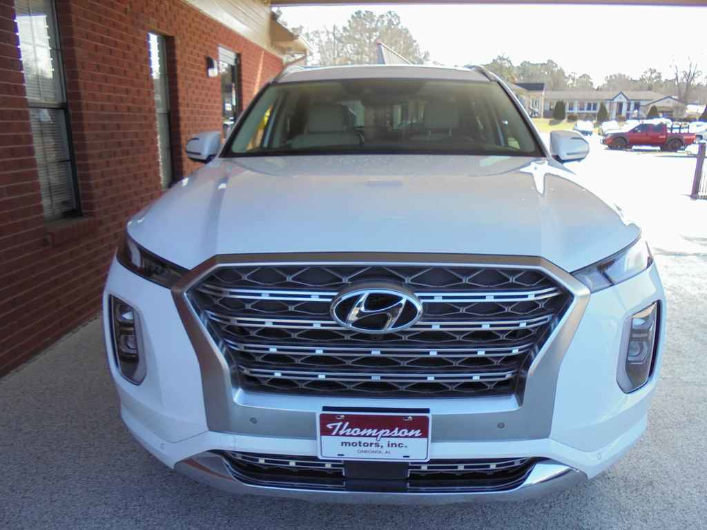 Used 2020 Hyundai Palisade Limited FWD image 3