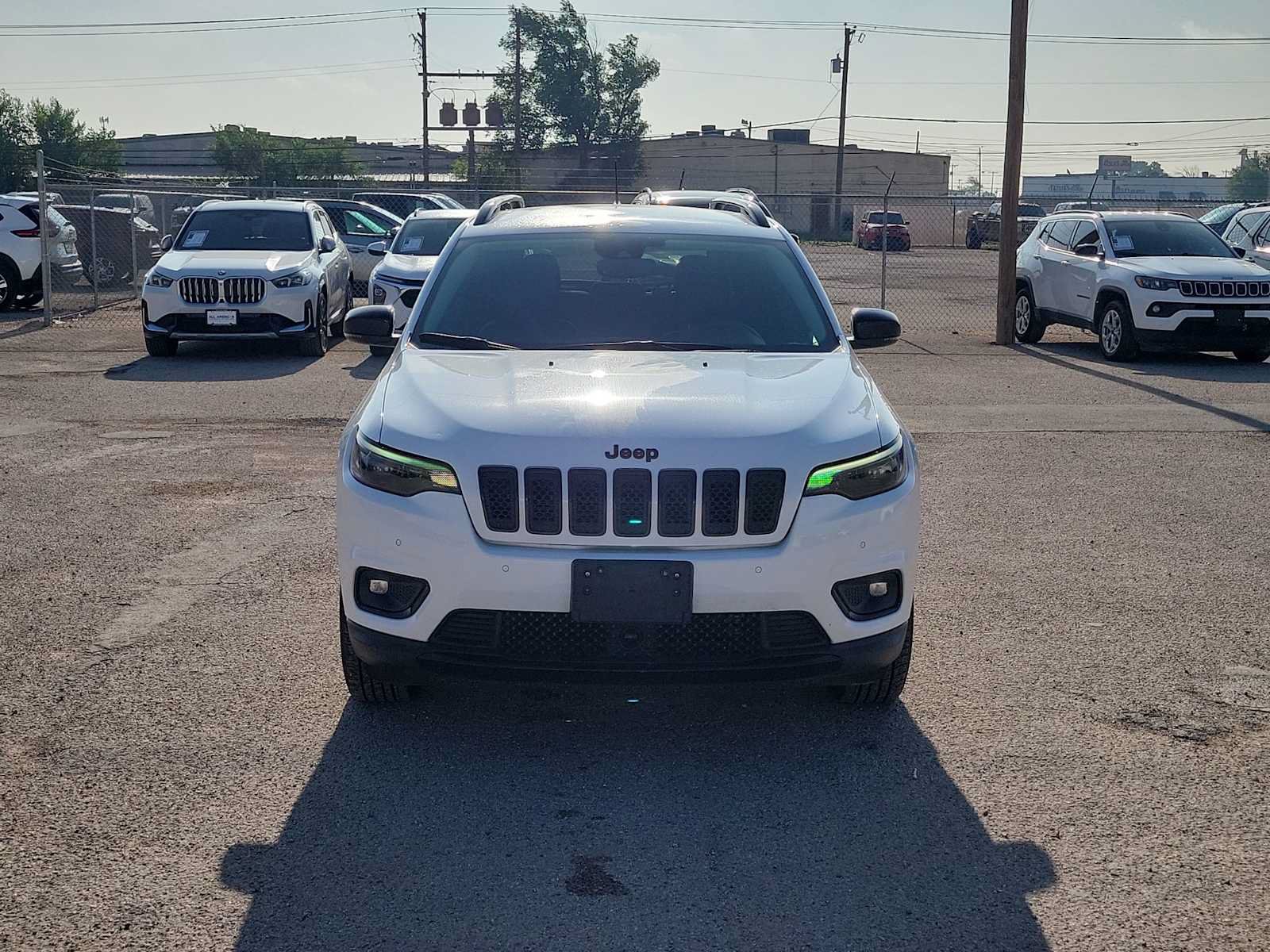 Used 2023 Jeep Cherokee Altitude Lux AWD/4WD image 4