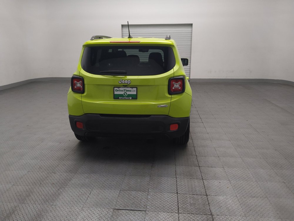 Used 2017 Jeep Renegade Latitude w/ Popular Equipment Group FWD image 7