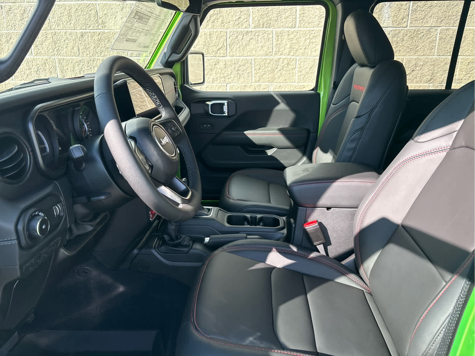 New 2025 Jeep Wrangler Unlimited Rubicon image 12