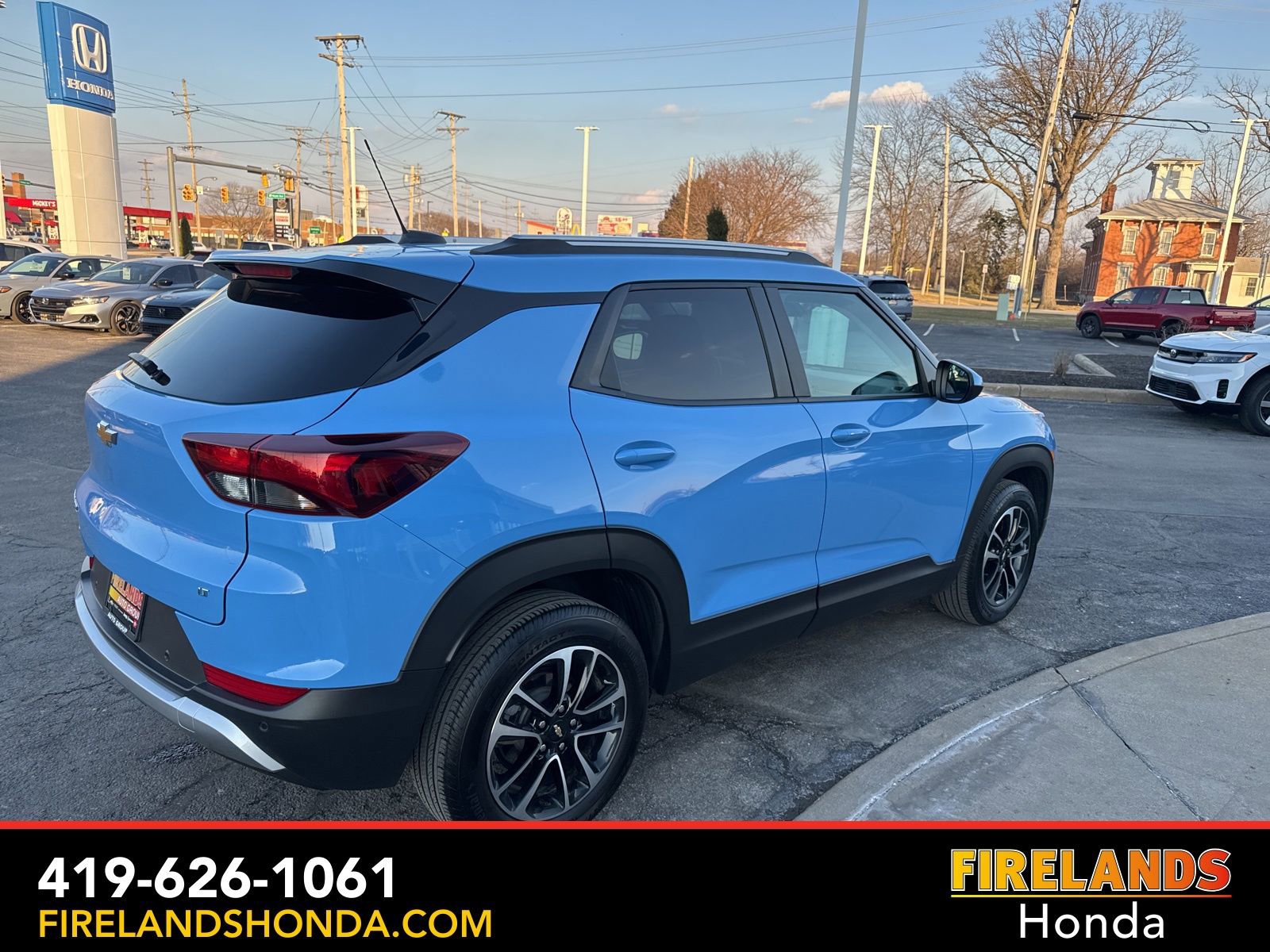 Used 2024 Chevrolet TrailBlazer LT w/ LT Cold Weather Package image 5