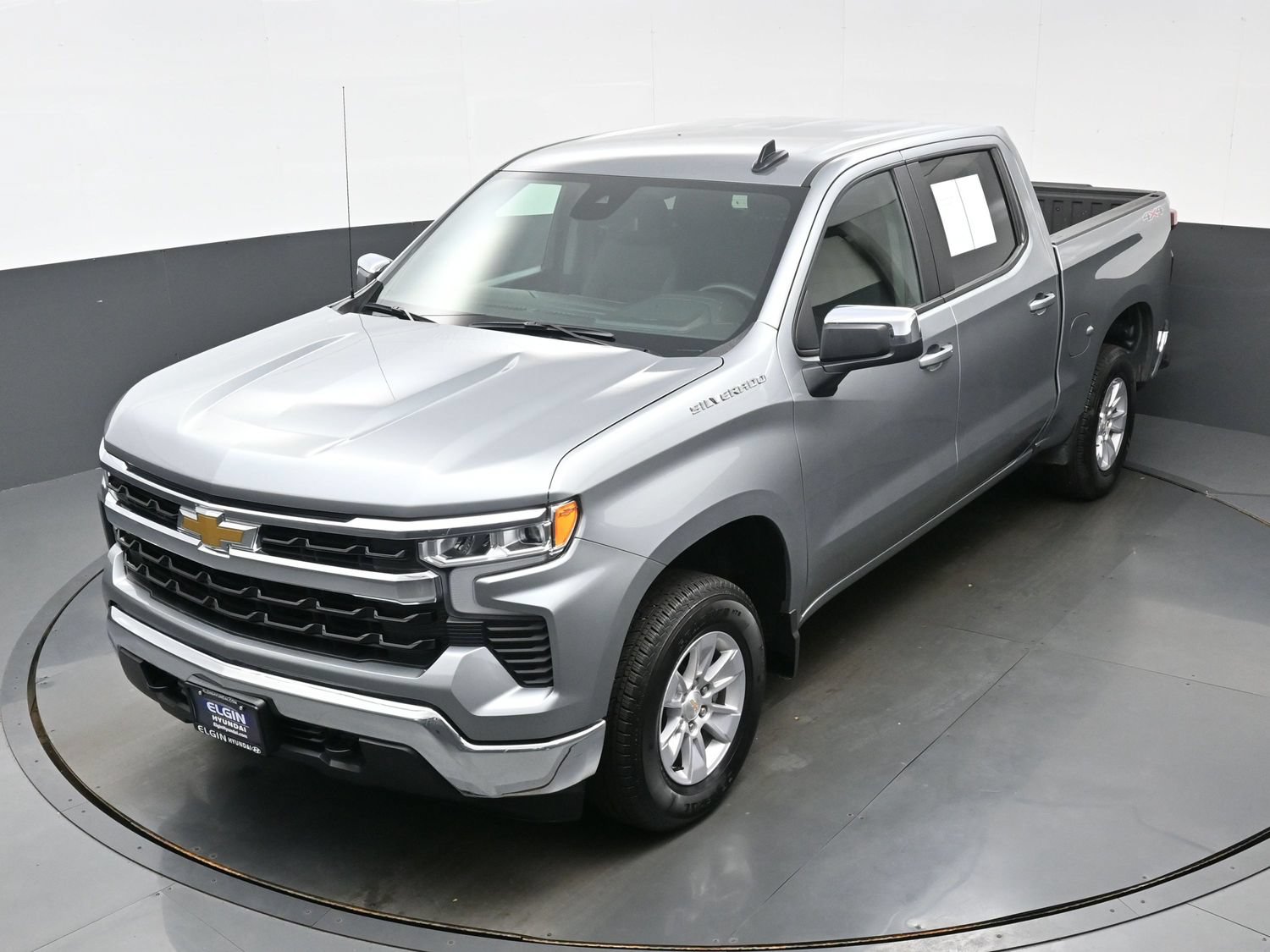 Used 2026 Chevrolet Silverado 1500 LT AWD/4WD image 34