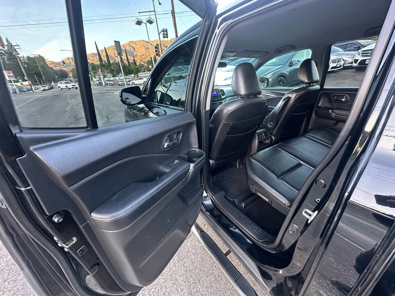 Used 2018 Honda Ridgeline Sport image 18