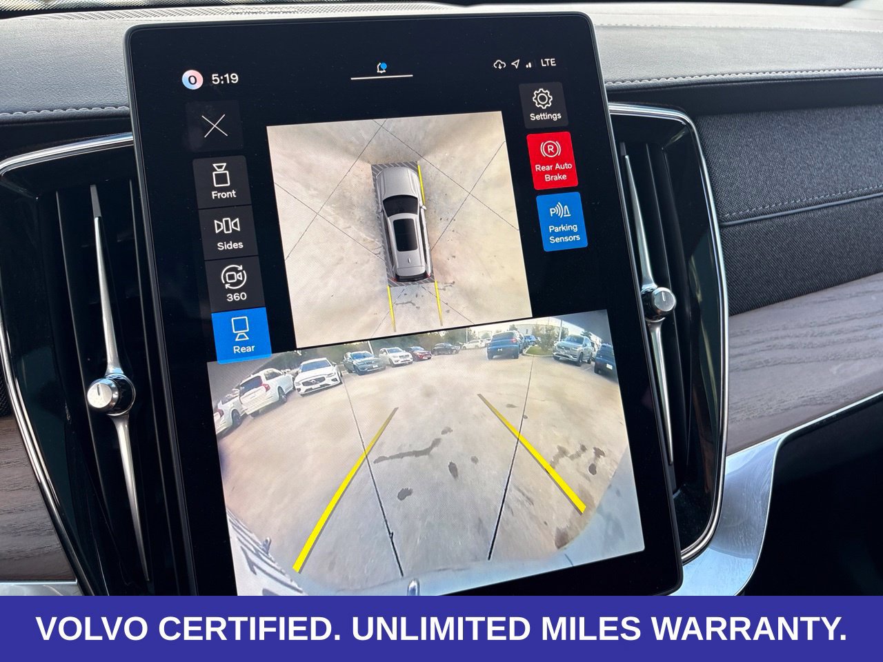 Certified 2026 Volvo XC90 B6 Plus AWD/4WD image 21