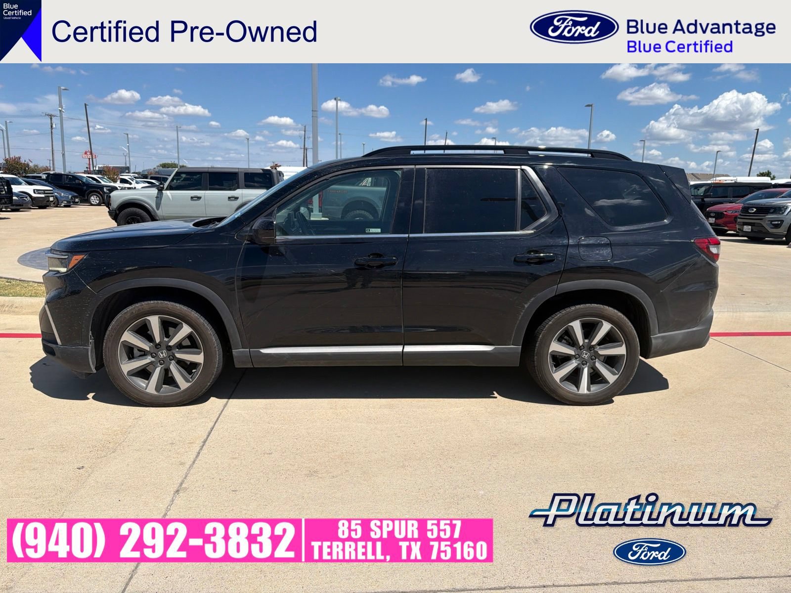 Used 2024 Honda Pilot Touring image 4