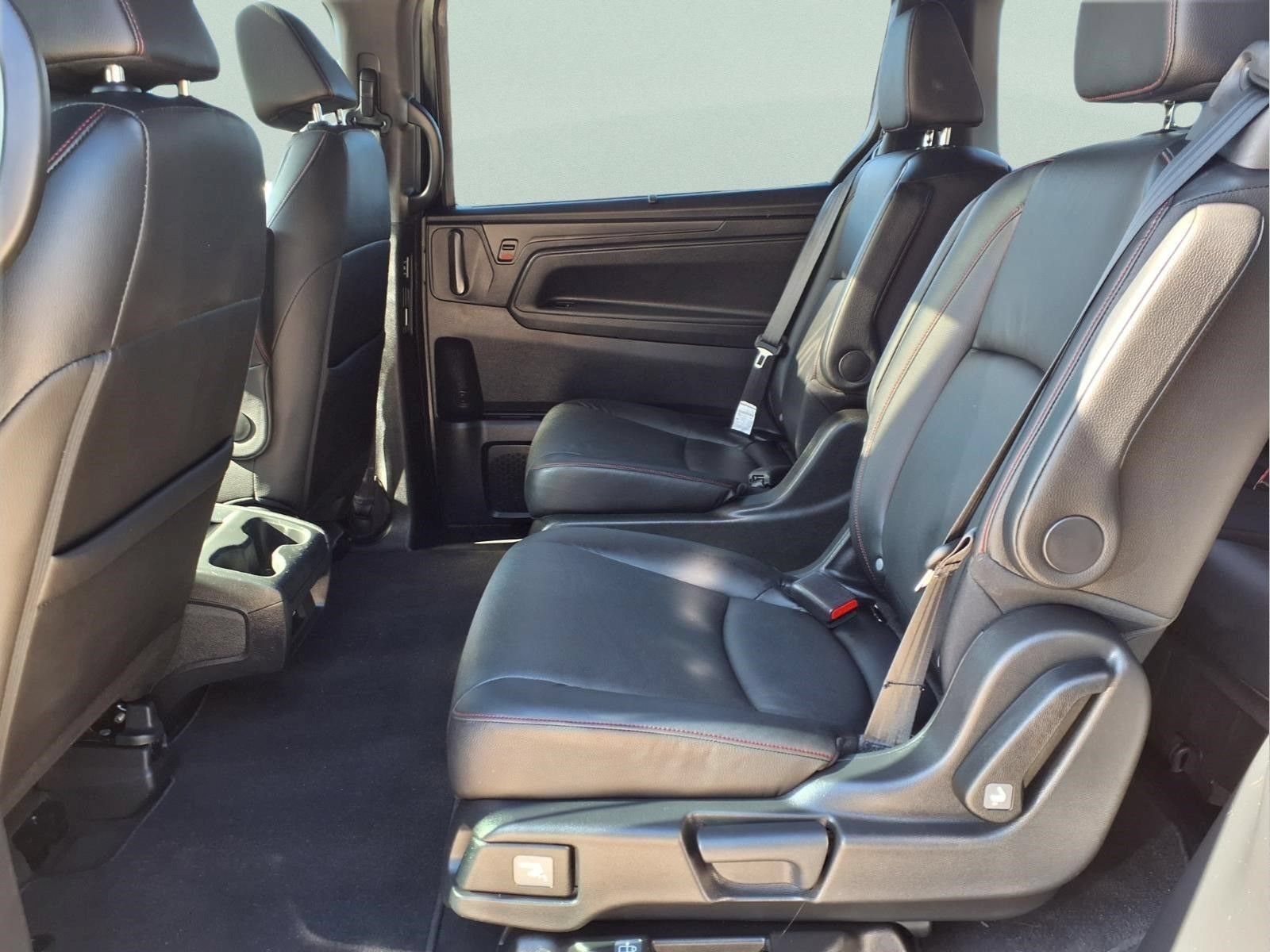 Used 2023 Honda Odyssey Sport image 11