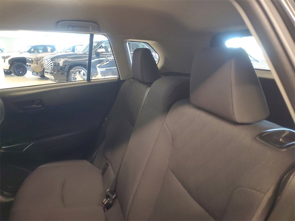 Used 2024 Toyota Corolla Cross LE image 13
