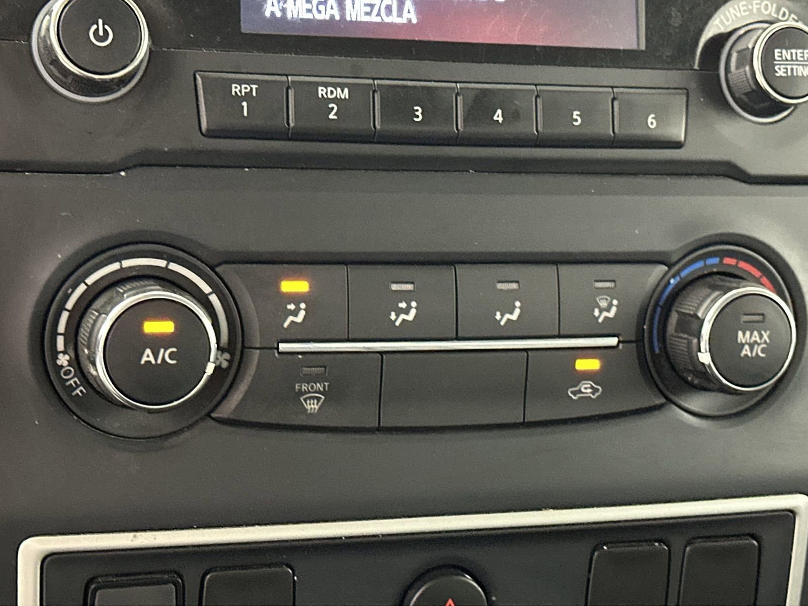 Used 2017 Nissan Titan S image 18