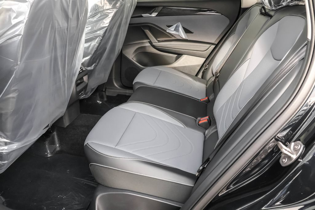 New 2026 Volkswagen Tiguan SE AWD/4WD image 36