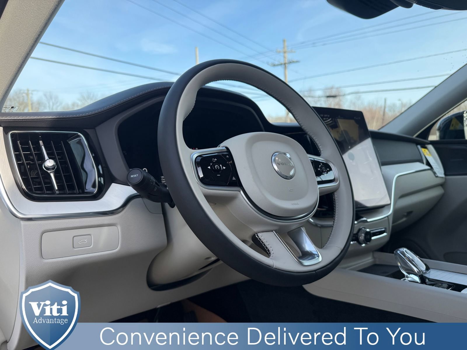 New 2026 Volvo XC60 B5 Ultra w/ Protection Package Premier AWD/4WD image 11