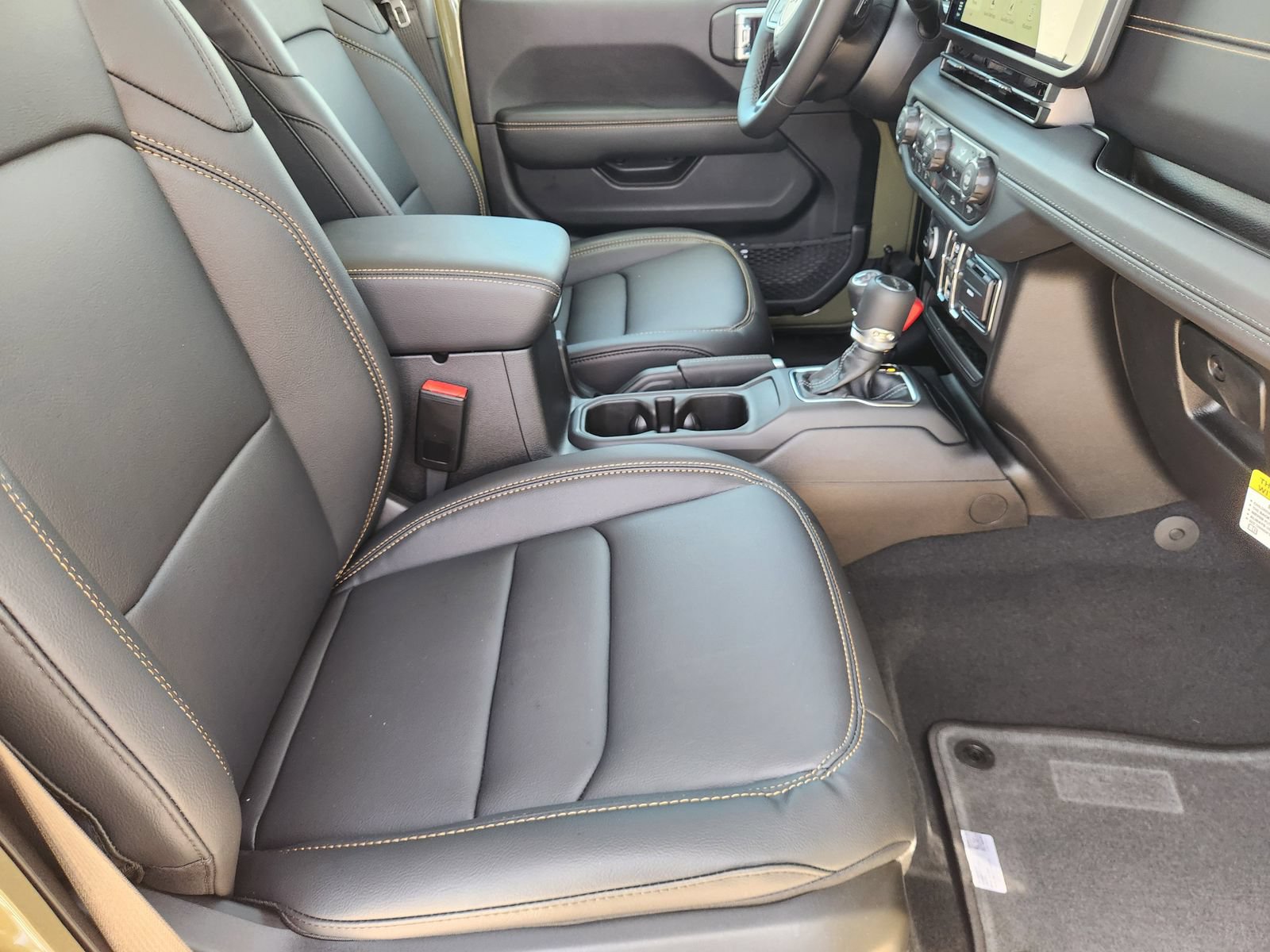 New 2026 Jeep Gladiator Mojave AWD/4WD image 14