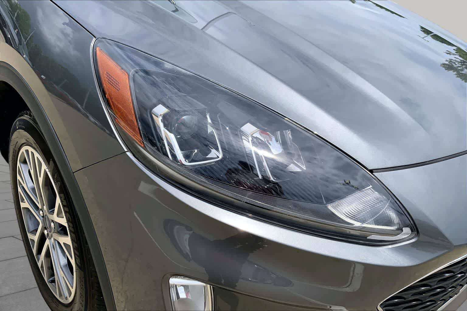 Used 2022 Ford Escape SEL AWD/4WD image 25