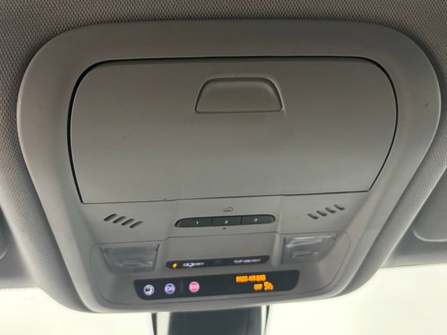 Used 2022 Chevrolet Blazer LT FWD image 35