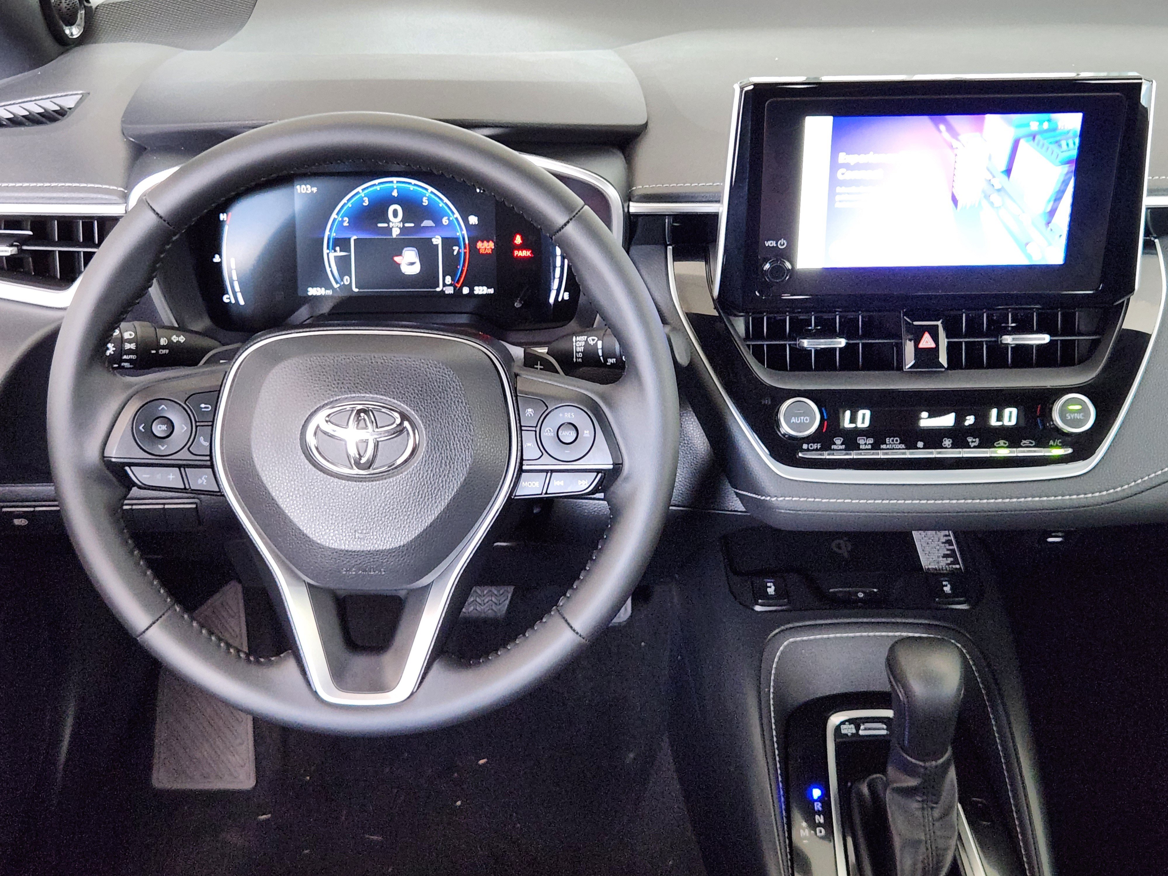 Used 2025 Toyota Corolla XSE FWD image 28