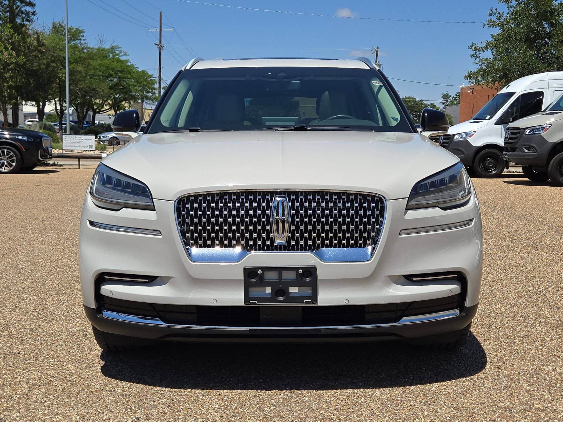 Used 2023 Lincoln Aviator 2WD w/ Premium Package image 10