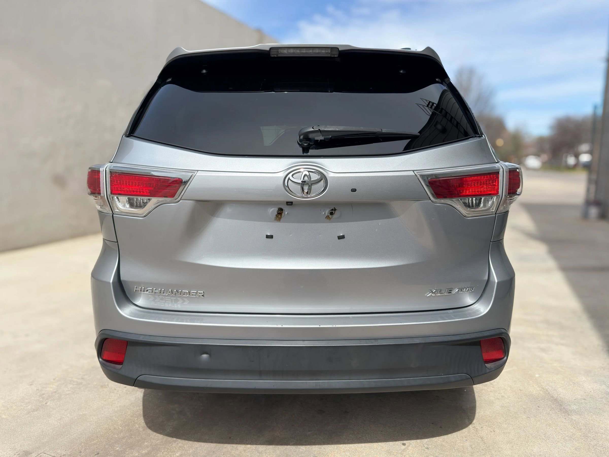 Used 2016 Toyota Highlander XLE image 6