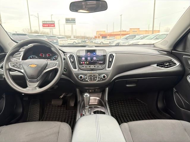 Used 2020 Chevrolet Malibu LT w/ Redline Edition image 15