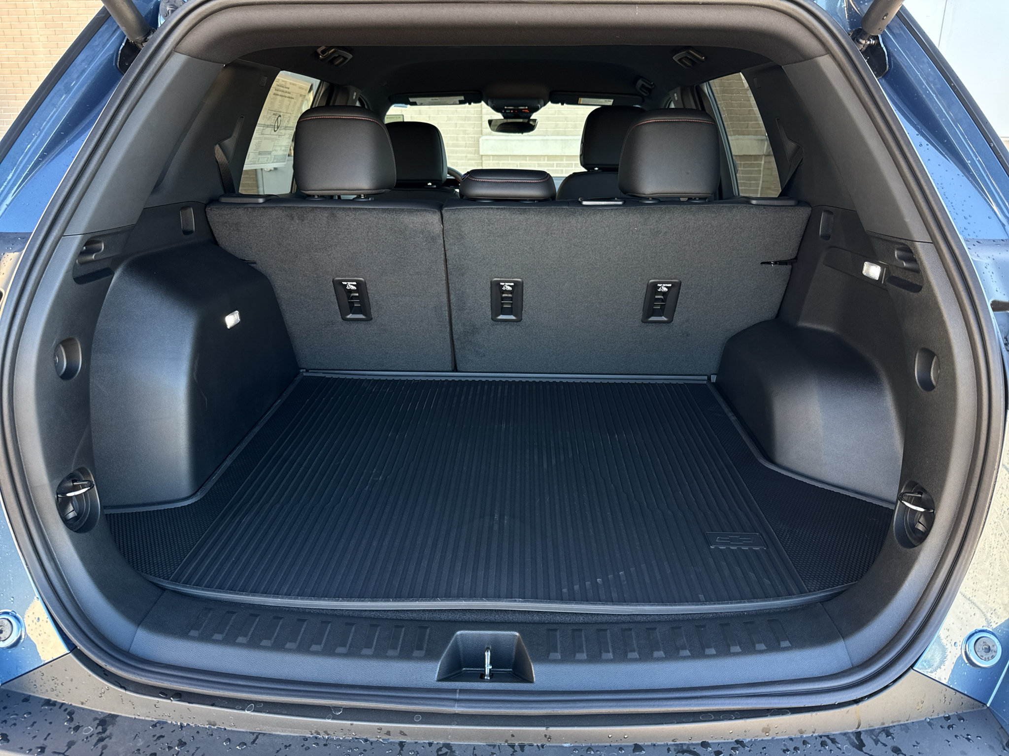 New 2027 Chevrolet Equinox RS w/ Safety and Technology Package AWD/4WD image 43