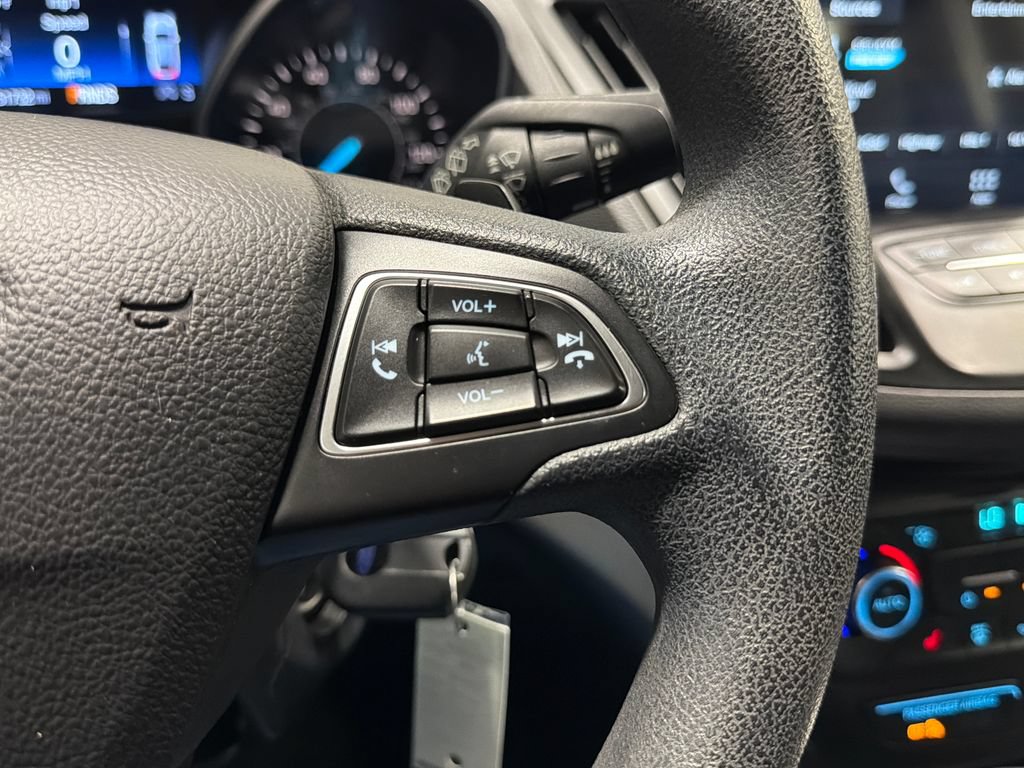 Used 2017 Ford Escape SE w/ Equipment Group 201A AWD/4WD image 12