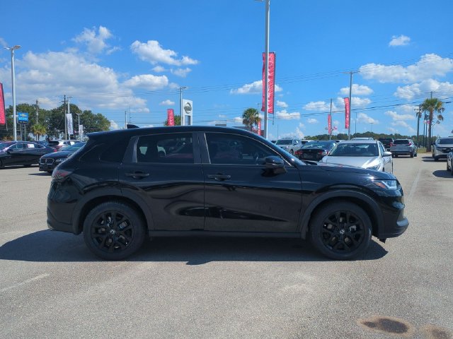 Used 2025 Honda HR-V Sport image 2