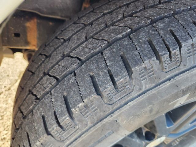 Used 2019 Nissan Frontier SV image 23