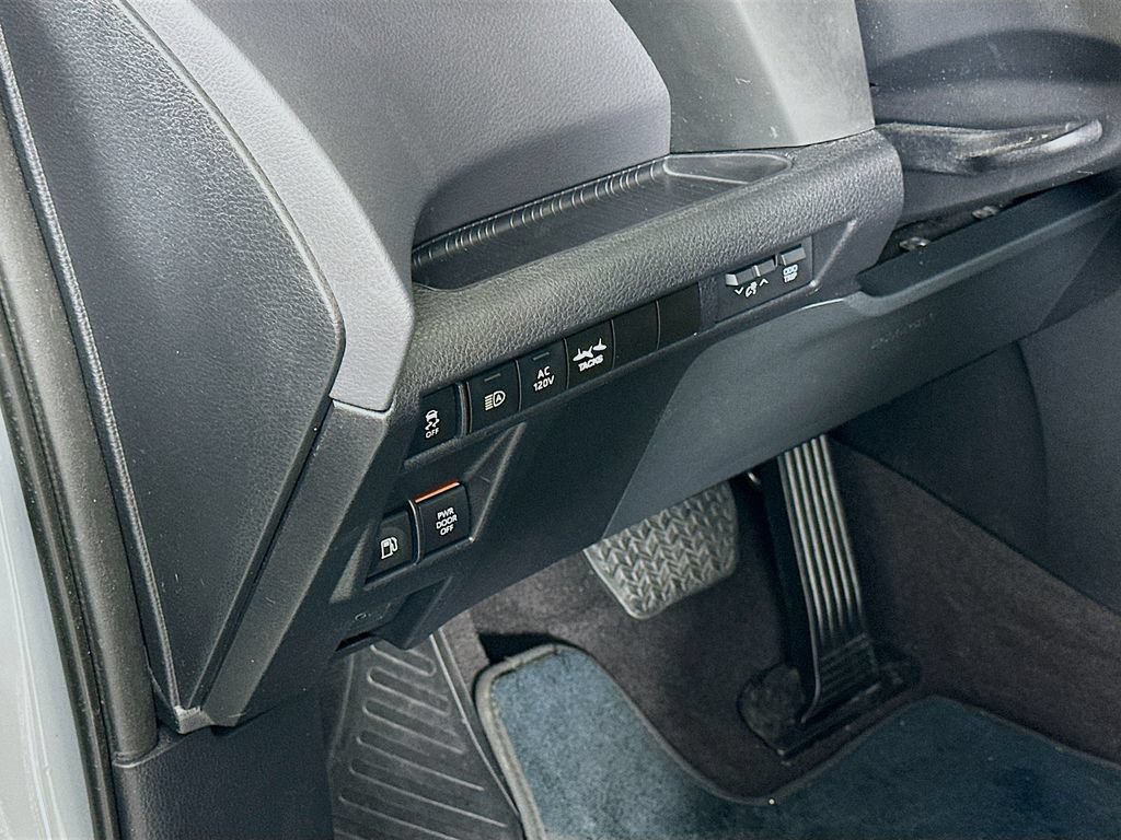 Certified 2023 Toyota Sienna XSE w/ XSE Plus Package AWD/4WD image 10