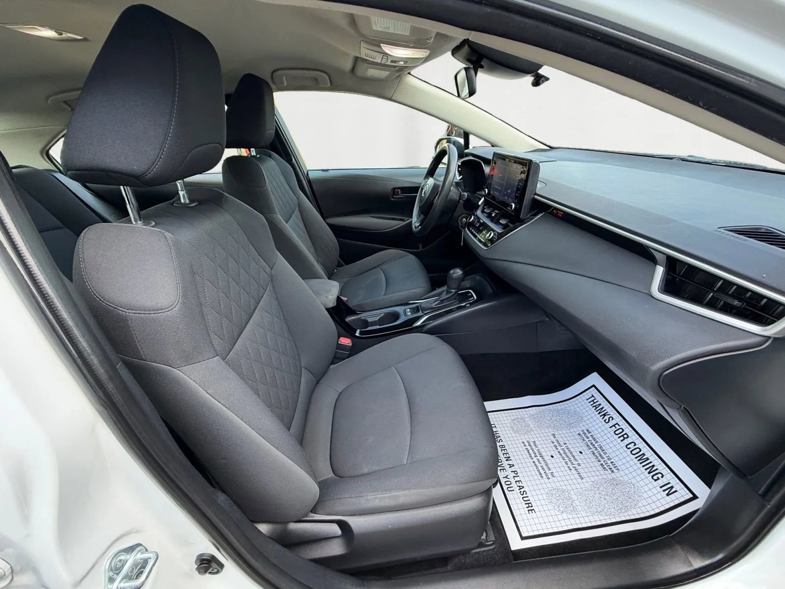 Used 2022 Toyota Corolla LE FWD image 13