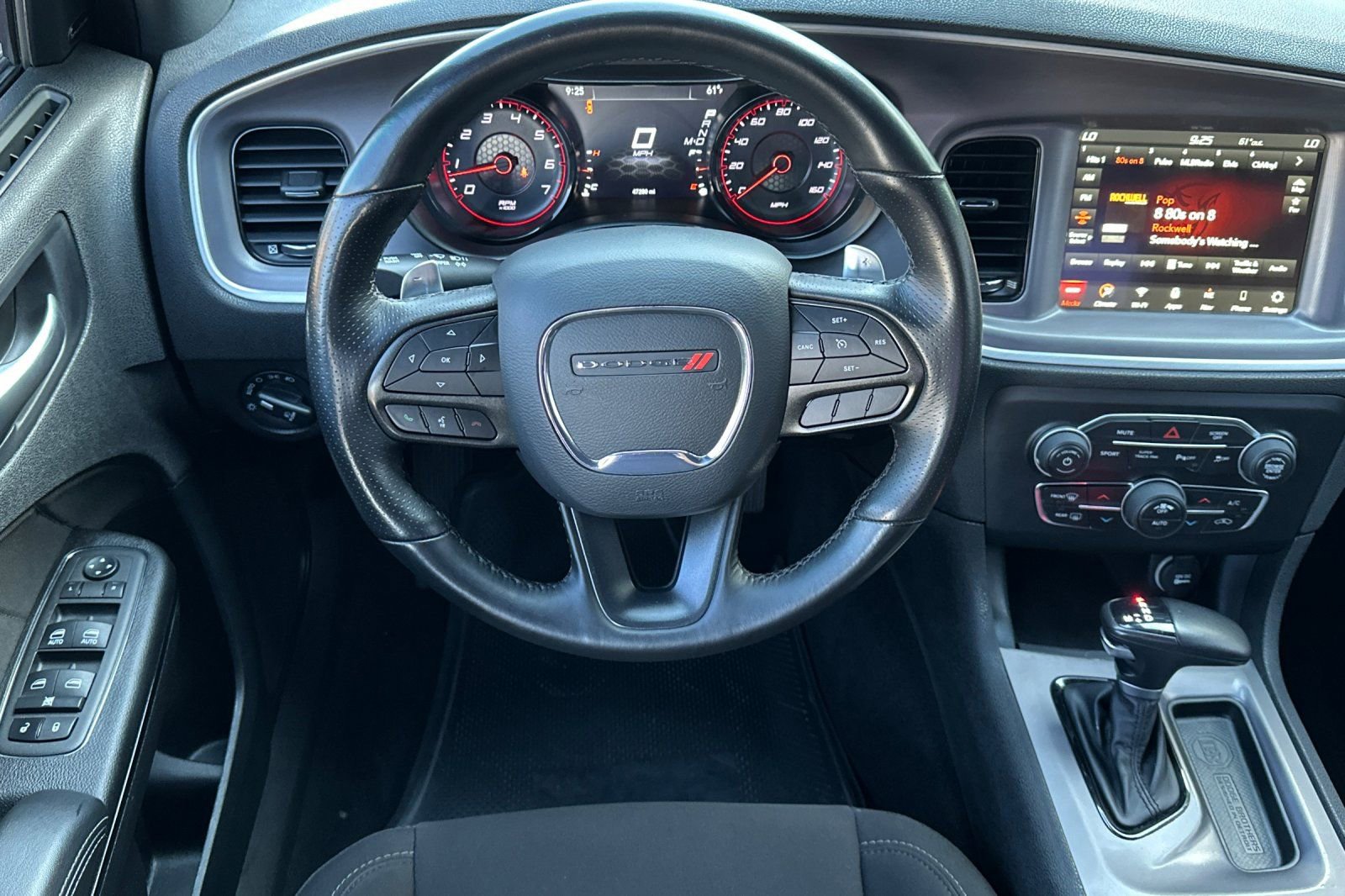 Used 2022 Dodge Charger R/T w/ Harman/Kardon Audio Group image 17