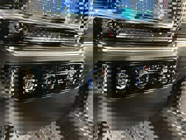 Used 2022 Chevrolet Silverado 1500 RST image 17