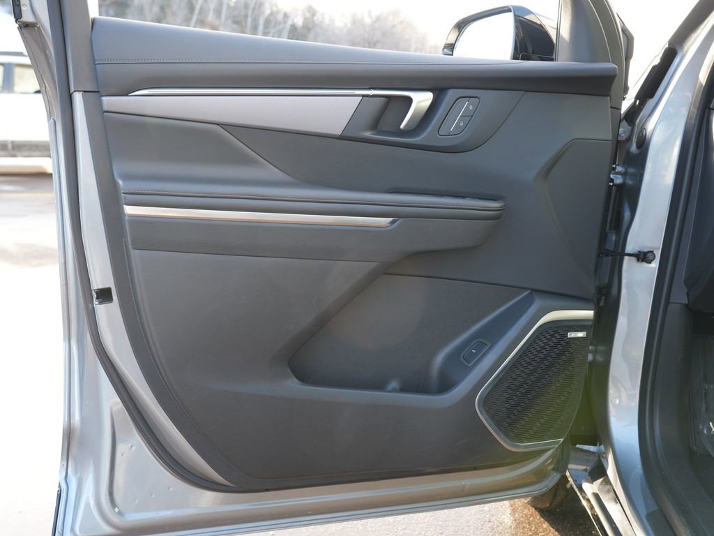 Used 2025 Buick Enclave Sport Touring image 14