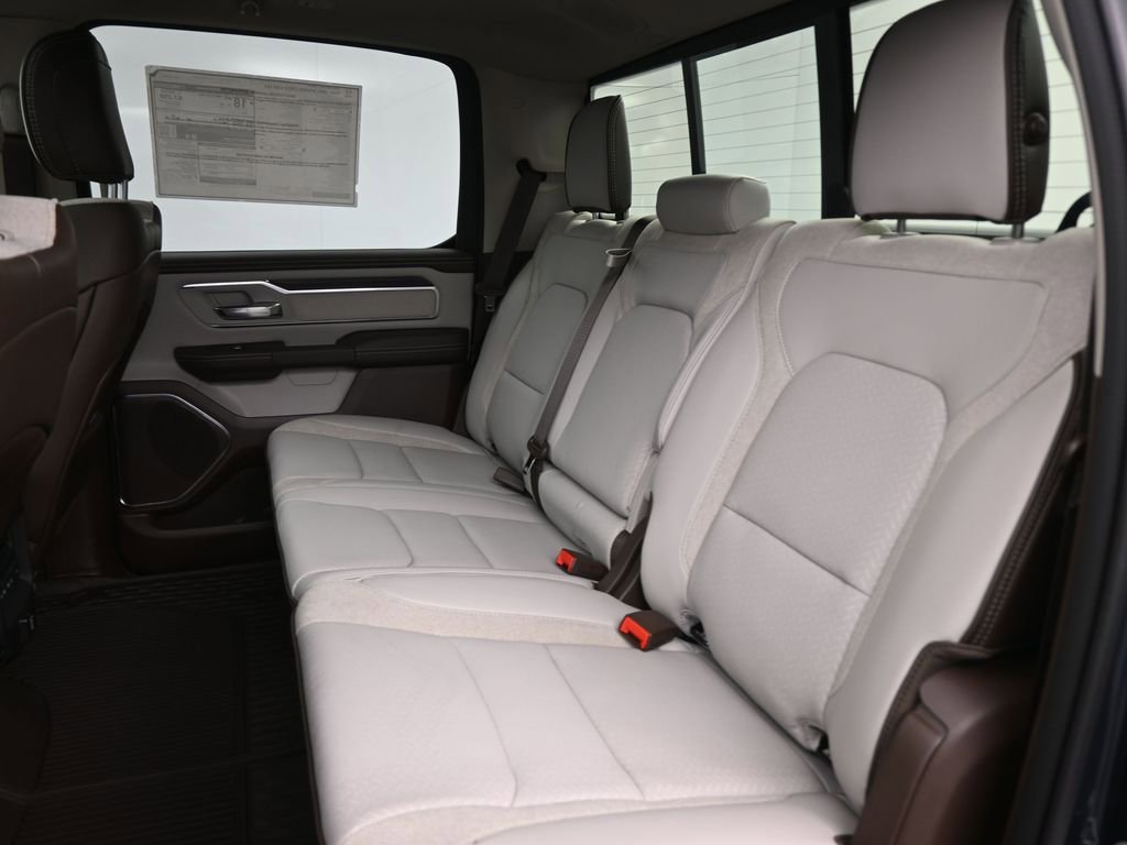 New 2026 RAM 1500 Laramie AWD/4WD image 12