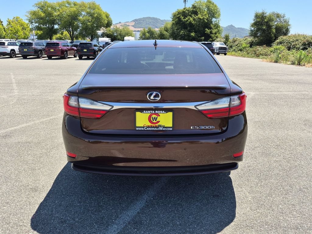 Used 2017 Lexus ES 300h w/ Navigation System Package FWD image 7