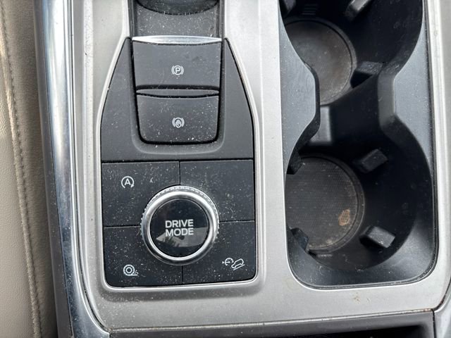 Used 2023 Ford Explorer Platinum w/ Premium Technology Package image 34