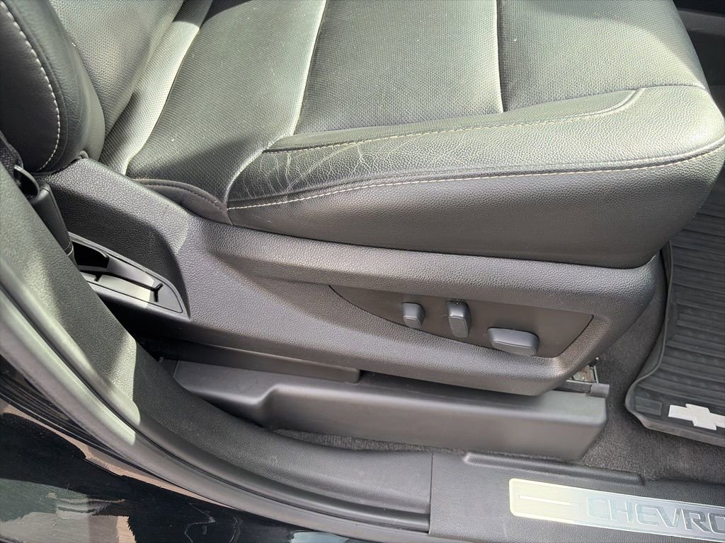 Used 2020 Chevrolet Suburban Premier image 21