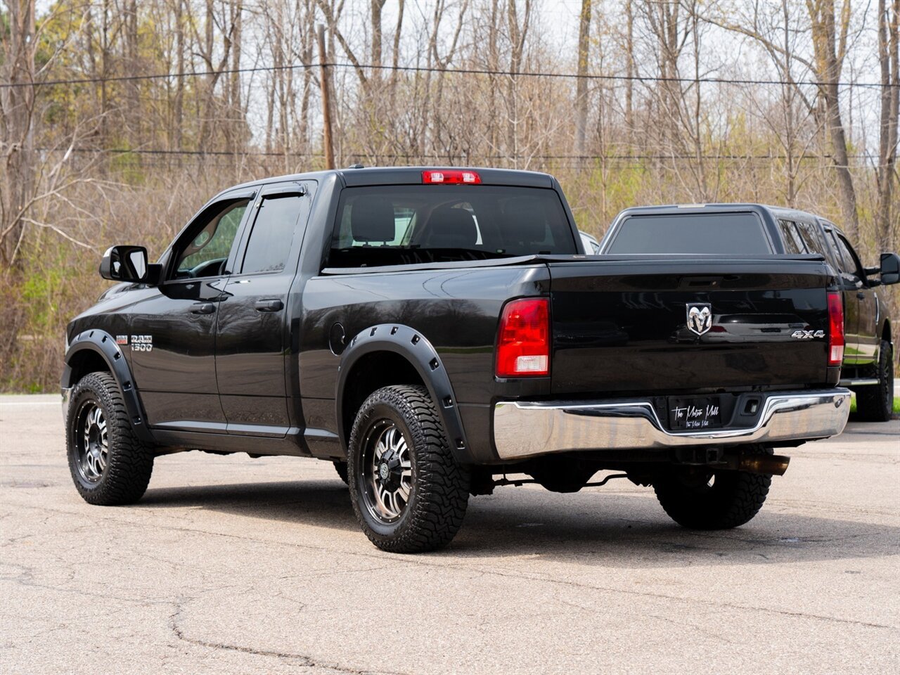 Used 2017 RAM 1500 ST w/ SXT Appearance Group AWD/4WD image 7