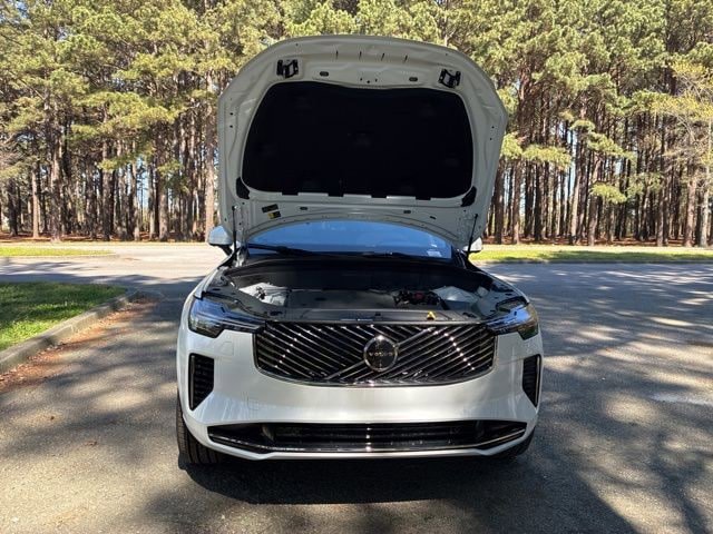 New 2026 Volvo XC90 B6 Plus w/ Protection Package Premier AWD/4WD image 22