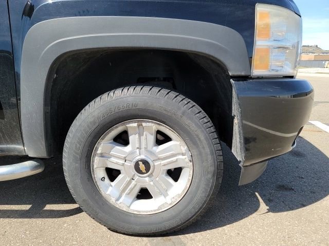Used 2009 Chevrolet Silverado 1500 LT w/ Power Pack Plus image 9