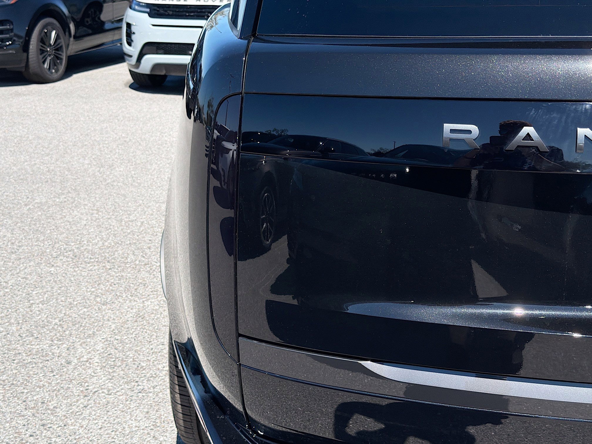 New 2026 Land Rover Range Rover Long Wheelbase Autobiography image 10