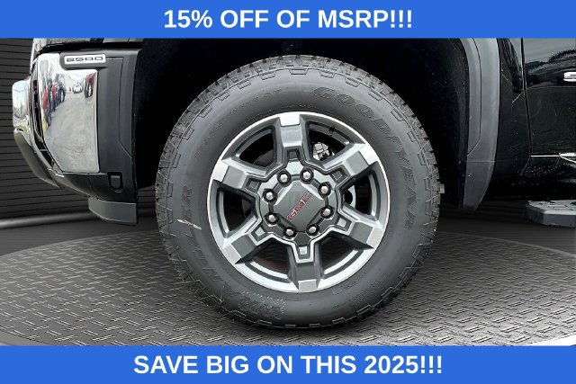 New 2025 GMC Sierra 2500 SLT w/ SLT Premium Package AWD/4WD image 13